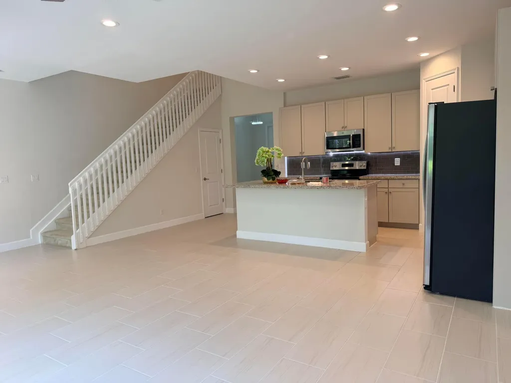 8951 Kingsmoor Way Lake Worth FL 33467