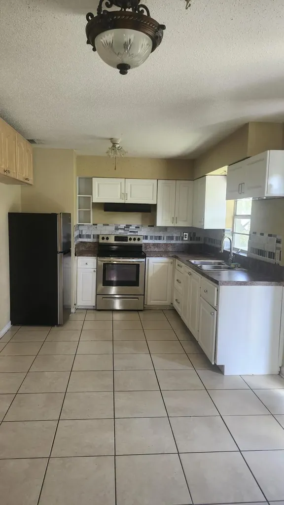 3751 NW 36th Street Okeechobee FL 34972