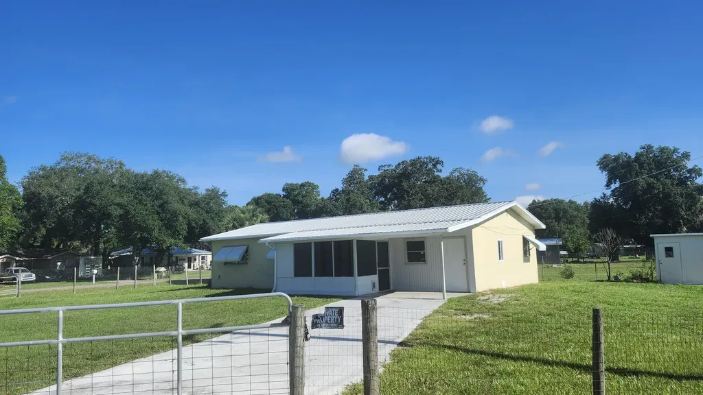 3751 NW 36th Street Okeechobee FL 34972