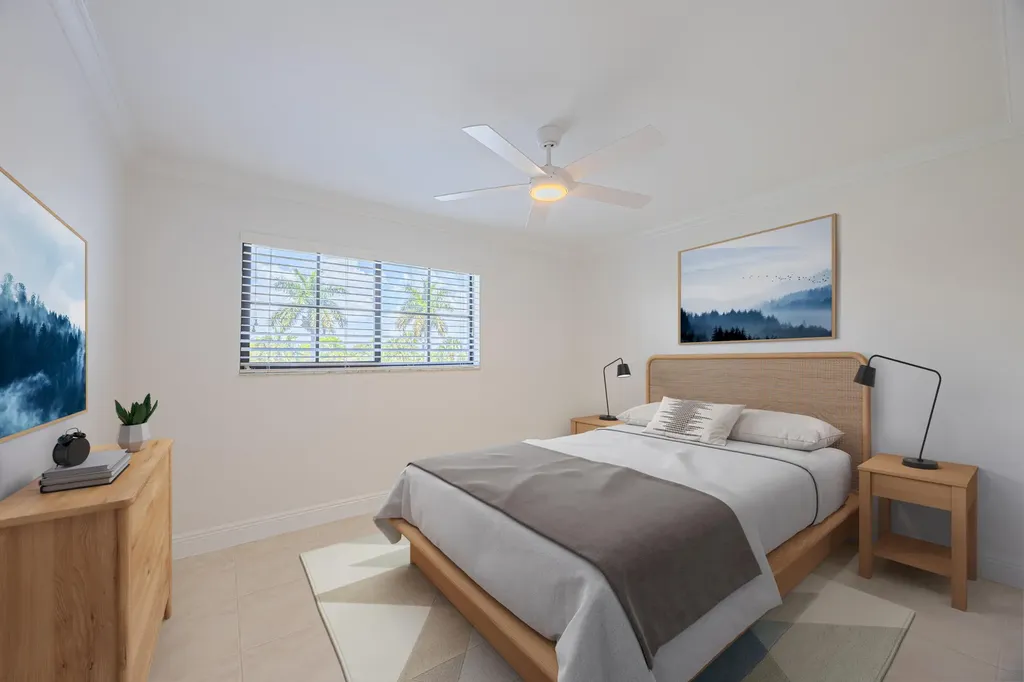 801 Palm Trail Delray Beach FL 33483