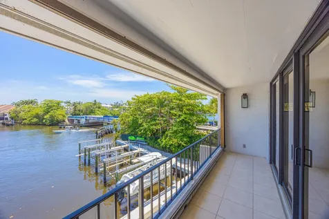 801 Palm Trail Delray Beach FL 33483