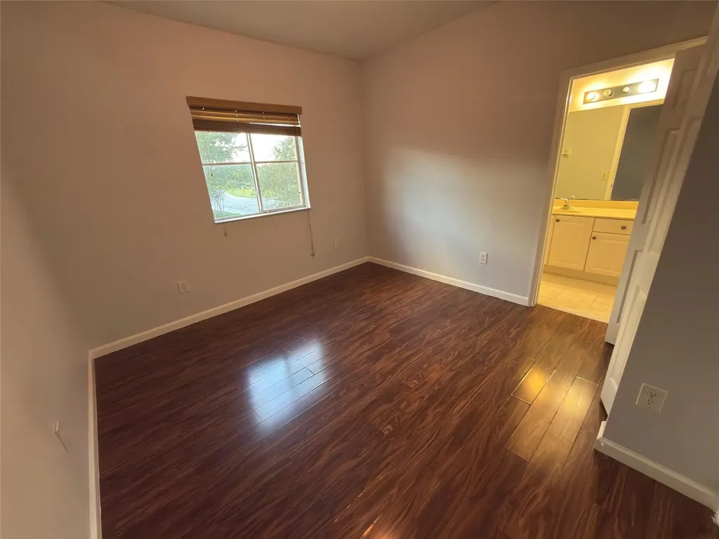 8320 Santa Monica Avenue Tamarac FL 33321