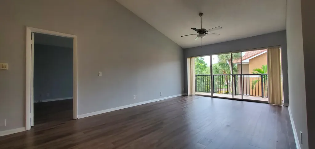 9033 Wiles Road Coral Springs FL 33067