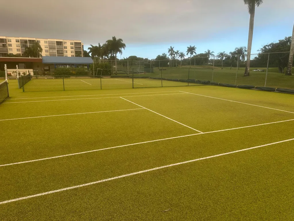 8960 S Hollybrook Pembroke Pines FL 33025
