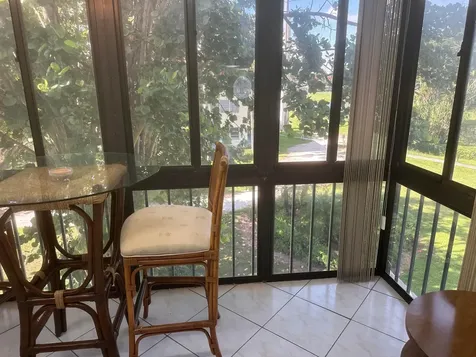 8960 S Hollybrook Pembroke Pines FL 33025