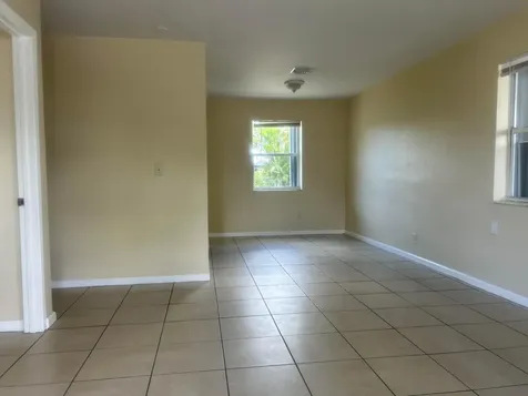 1021 W 2nd Street Riviera Beach FL 33404