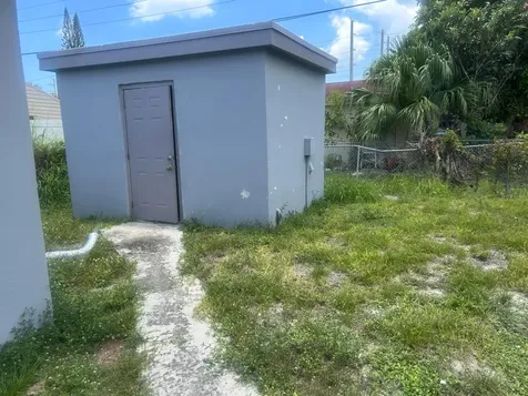 1021 W 2nd Street Riviera Beach FL 33404