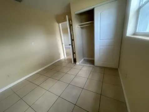 1021 W 2nd Street Riviera Beach FL 33404