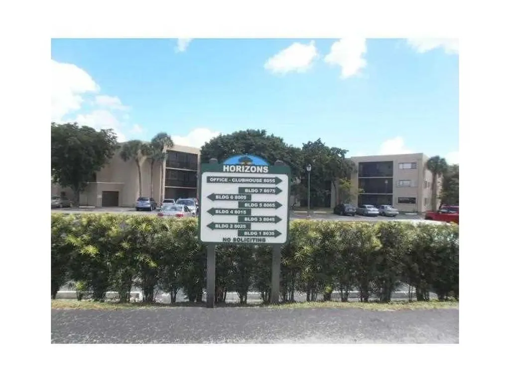 8015 SW 107th Avenue SW Miami FL 33173
