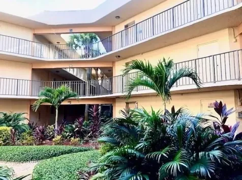 8015 SW 107th Avenue SW Miami FL 33173