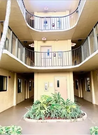 8015 SW 107th Avenue SW Miami FL 33173