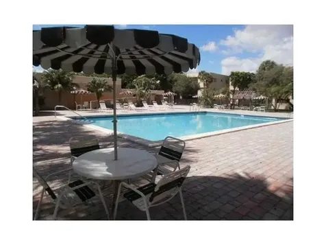 8015 SW 107th Avenue SW Miami FL 33173