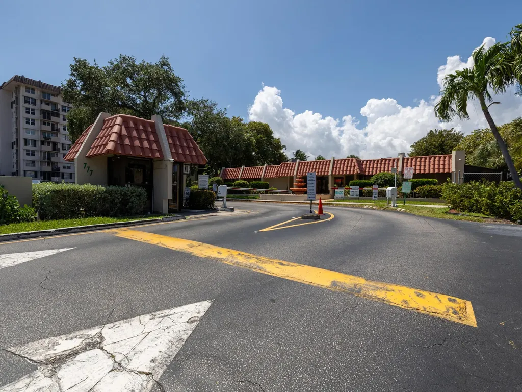 777 S Federal Highway Pompano Beach FL 33062