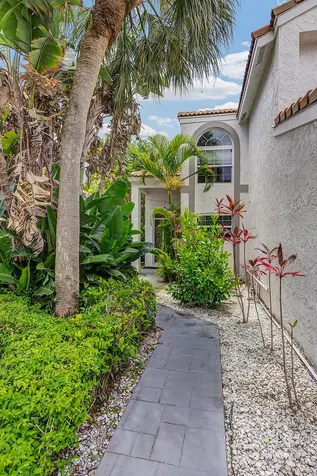 6168 La Vida Terrace Boca Raton FL 33433