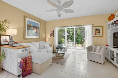 1041 Kokomo Key Lane Delray Beach FL 33483