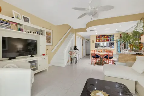 1041 Kokomo Key Lane Delray Beach FL 33483