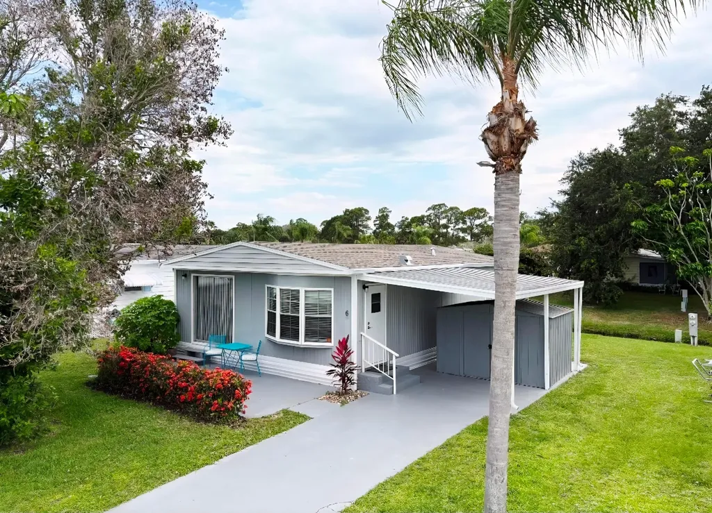 6 Don Quixote Court Port St Lucie FL 34952
