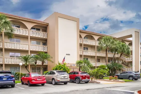 4401 Martinique Court Coconut Creek FL 33066