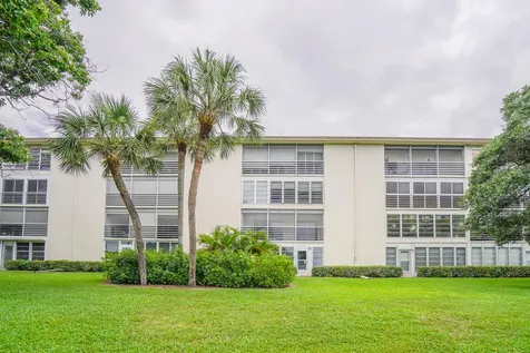 4401 Martinique Court Coconut Creek FL 33066