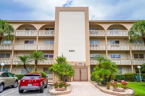 4401 Martinique Court Coconut Creek FL 33066