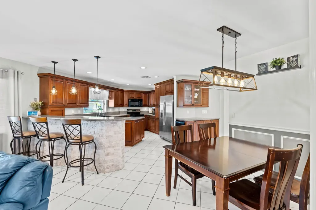6220 NW 58th Way Parkland FL 33067