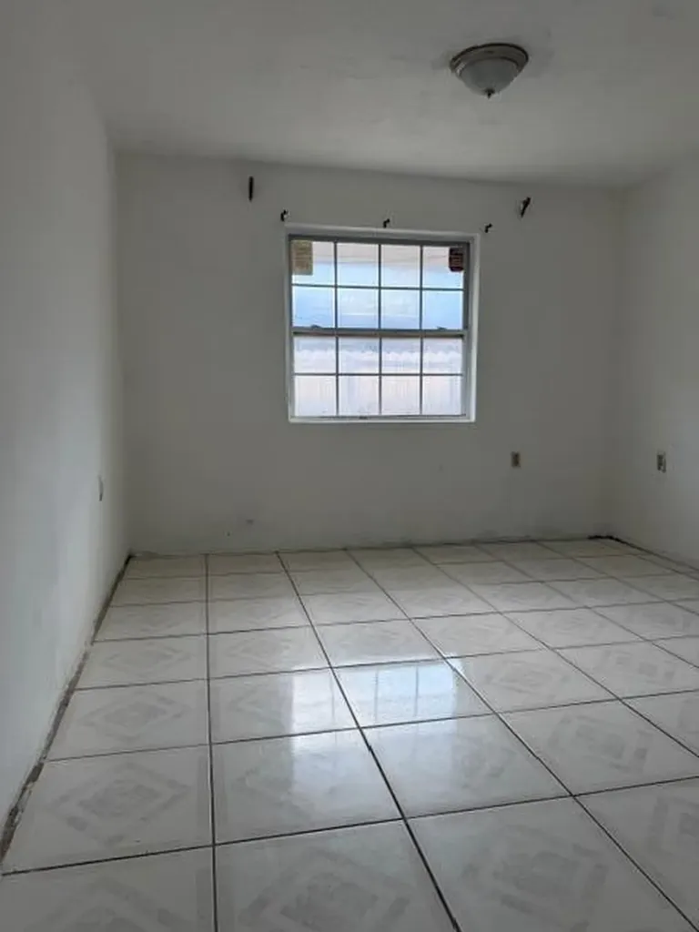 2975 NW 96th Street Miami FL 33147