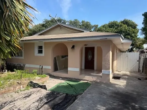 2975 NW 96th Street Miami FL 33147