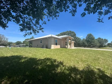3935 NW 18th Avenue Okeechobee FL 34972