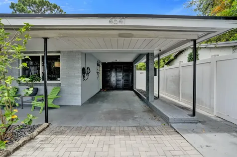 4641 NE 6th Avenue Oakland Park FL 33334