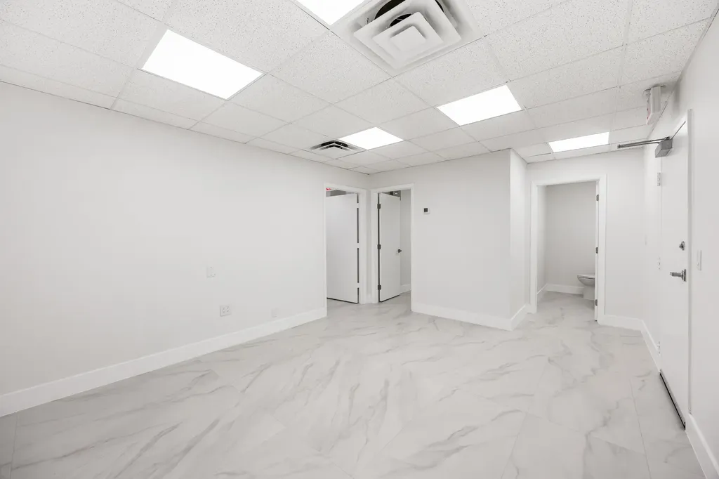 150 NW 70th Avenue Plantation FL 33317