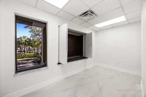 150 NW 70th Avenue Plantation FL 33317