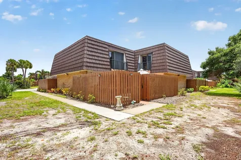 5706 SE Riverboat Drive Stuart FL 34997