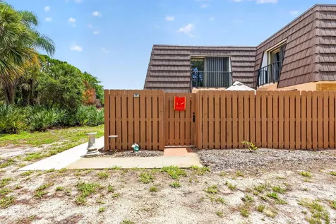5706 SE Riverboat Drive Stuart FL 34997