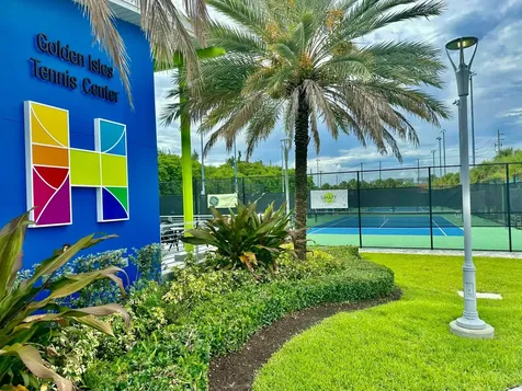 580 Egret Drive Hallandale Beach FL 33009