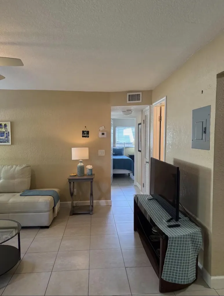 211 S Swinton Avenue Delray Beach FL