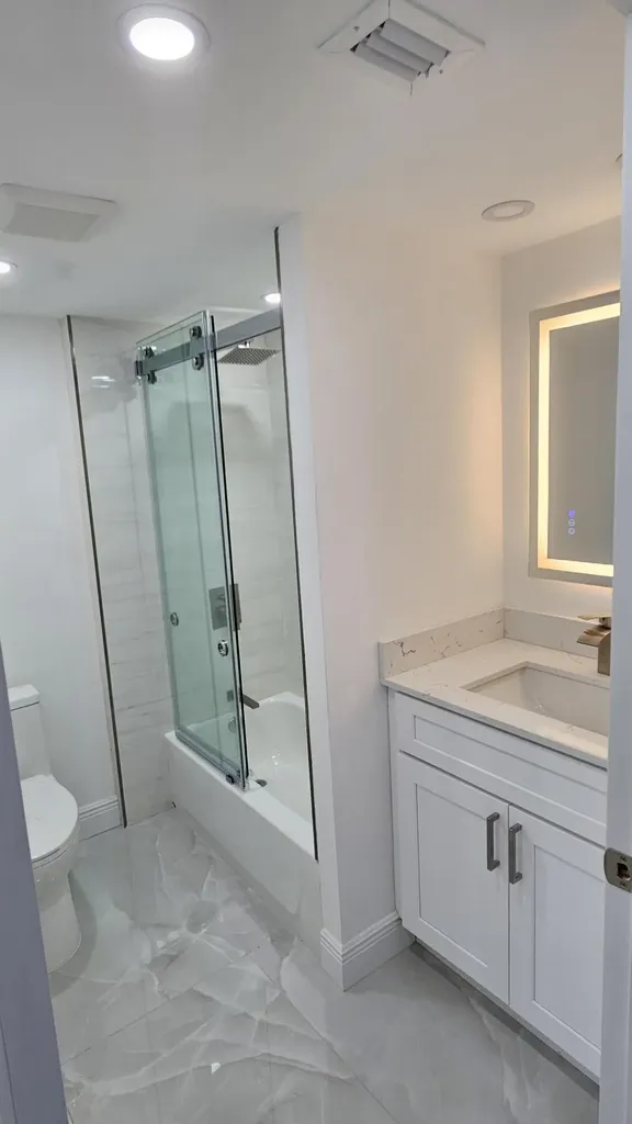 1 Royal Palm Way Boca Raton FL 33432