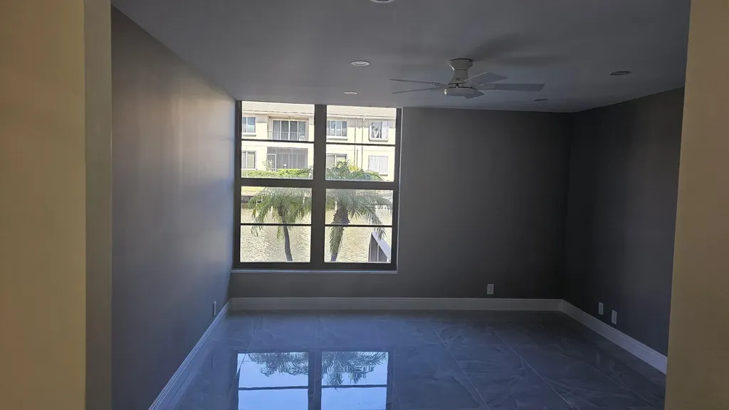 1 Royal Palm Way Boca Raton FL 33432