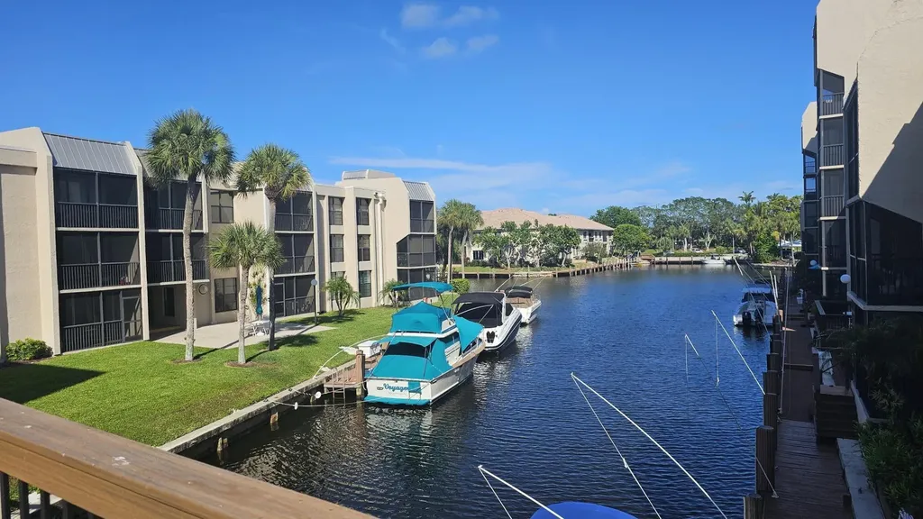 1 Royal Palm Way Boca Raton FL 33432
