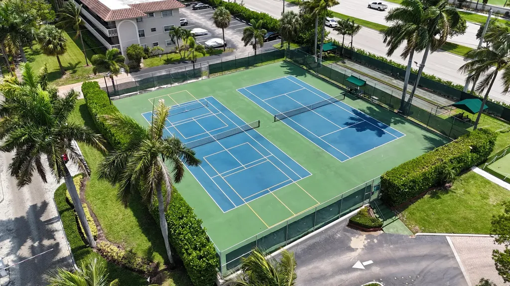 1 Royal Palm Way Boca Raton FL 33432