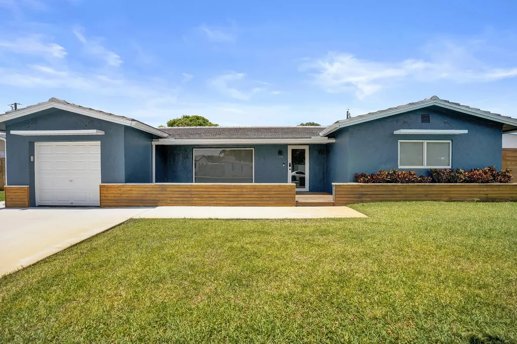1201 SW 28th Avenue Boynton Beach FL 33426