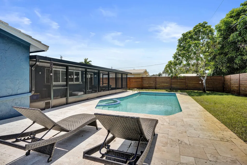 1201 SW 28th Avenue Boynton Beach FL 33426