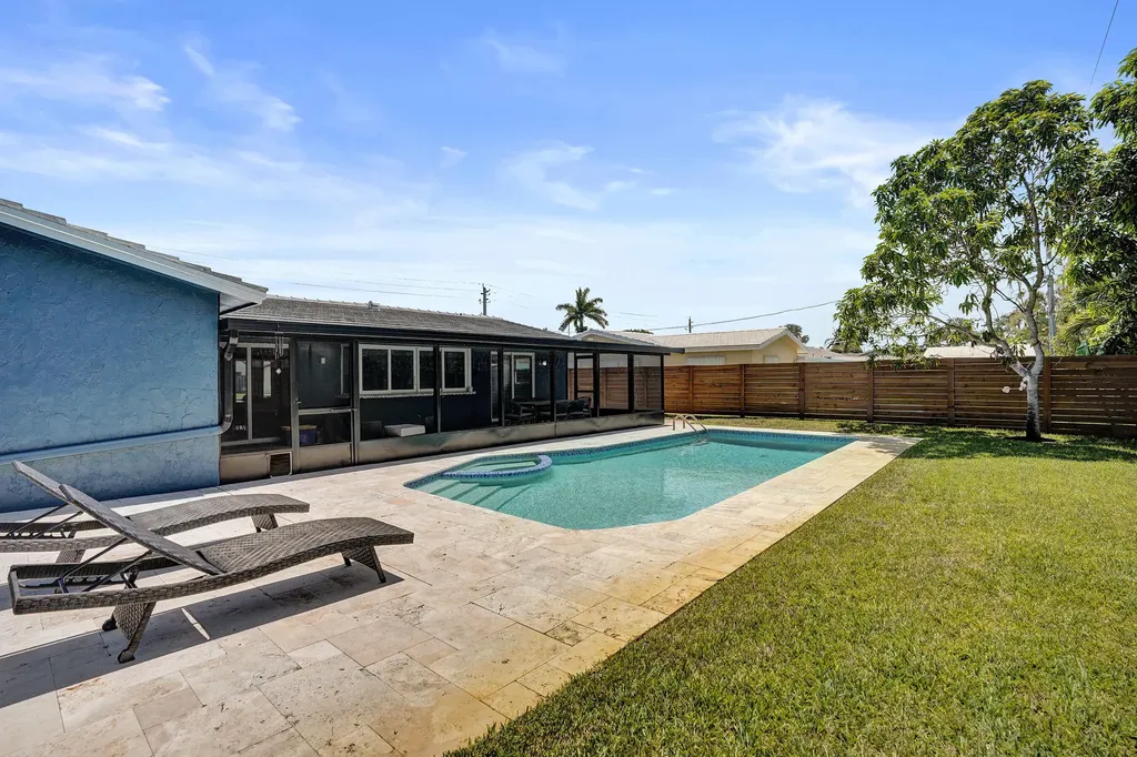 1201 SW 28th Avenue Boynton Beach FL 33426