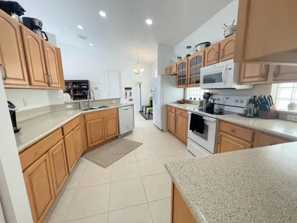 7060 NW Turtle Walk Boca Raton FL 33487