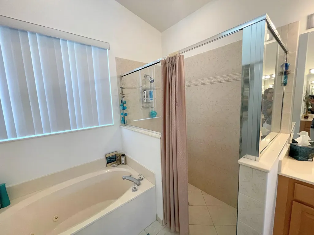 7060 NW Turtle Walk Boca Raton FL 33487