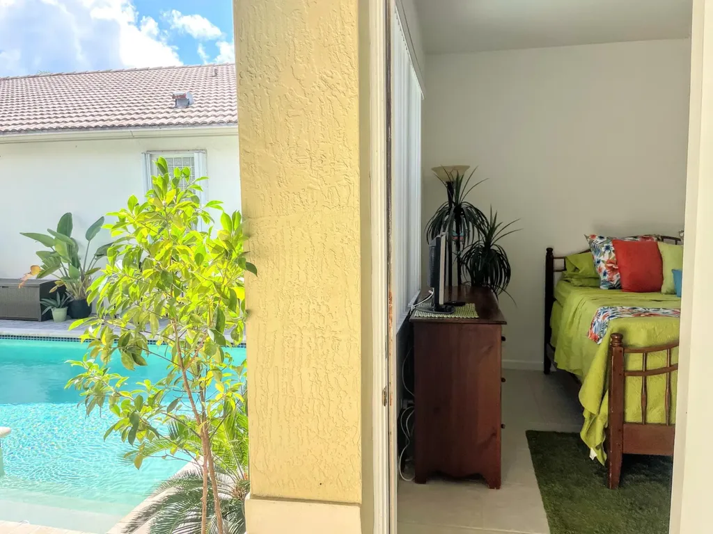 7060 NW Turtle Walk Boca Raton FL 33487