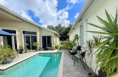 7060 NW Turtle Walk Boca Raton FL 33487