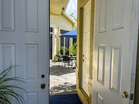 7060 NW Turtle Walk Boca Raton FL 33487