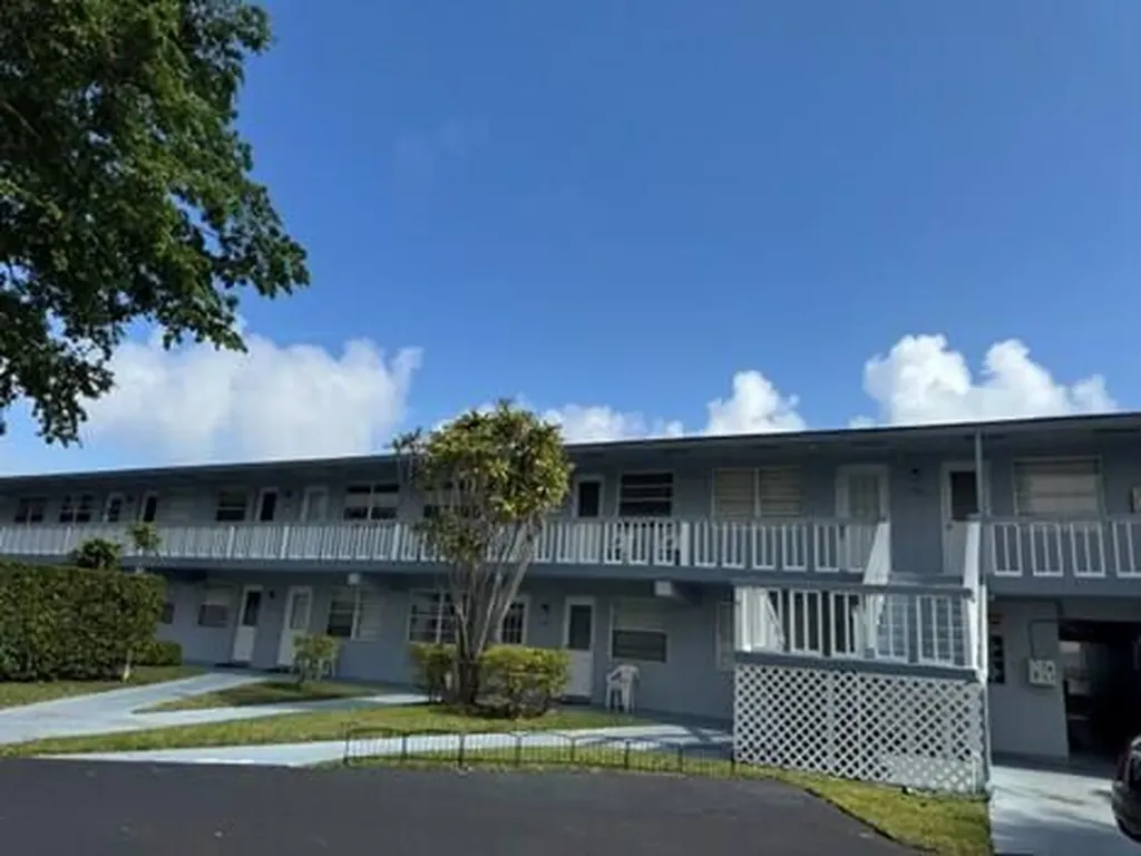 751 Pine Drive Pompano Beach FL 33060