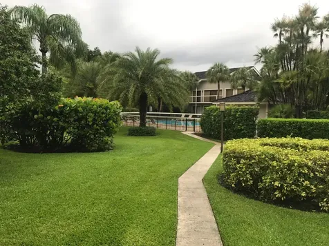 11863 Wimbledon Circle Wellington FL 33414