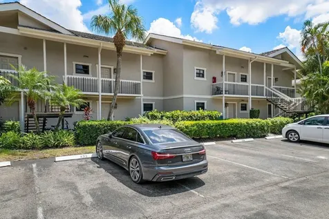 11863 Wimbledon Circle Wellington FL 33414